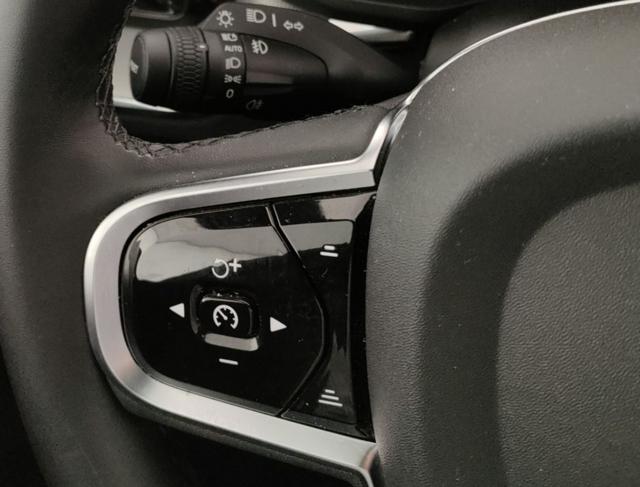 VOLVO XC60 usata, con Park Distance Control