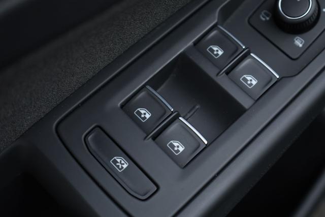 VOLKSWAGEN Golf usata, con Sensore di luce