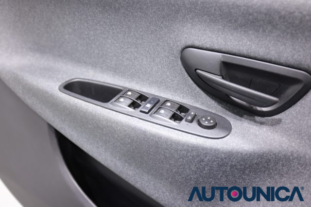 LANCIA Ypsilon usata 32