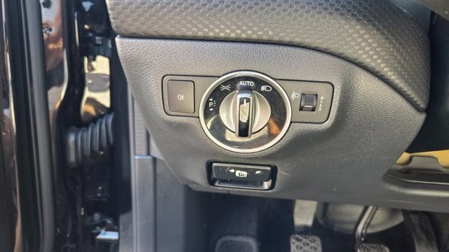 MERCEDES-BENZ A 160 usata, con Sistema di navigazione