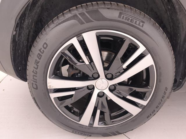 PEUGEOT 3008 usata, con Sensori di parcheggio posteriori
