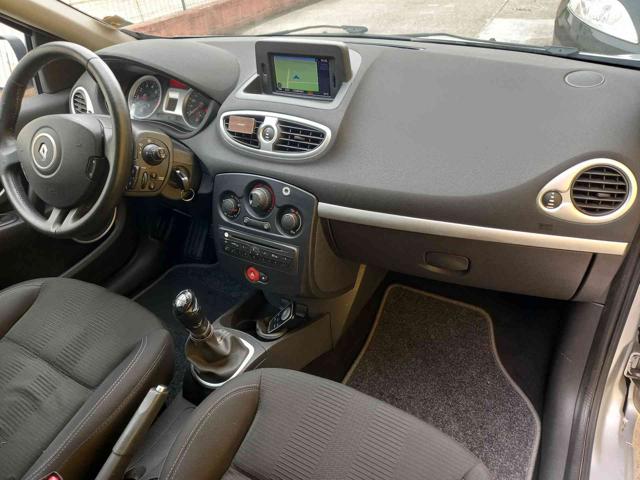 RENAULT Clio usata, con Pneumatici quattro stagioni