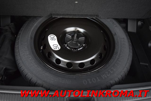 RENAULT Austral usata, con USB