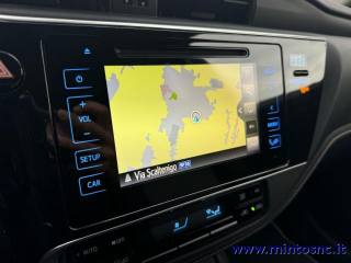 TOYOTA Auris usata, con Controllo automatico clima