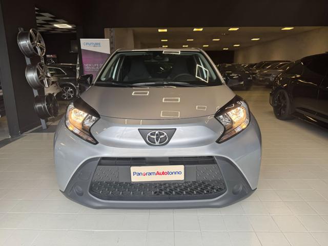 TOYOTA Aygo X usata, con Airbag