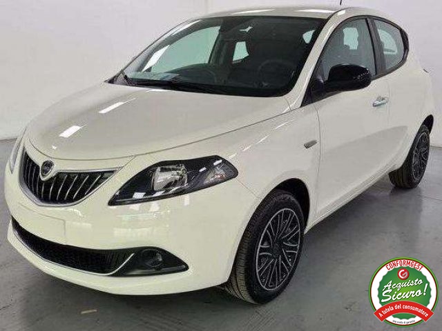 LANCIA Ypsilon usata, con Airbag