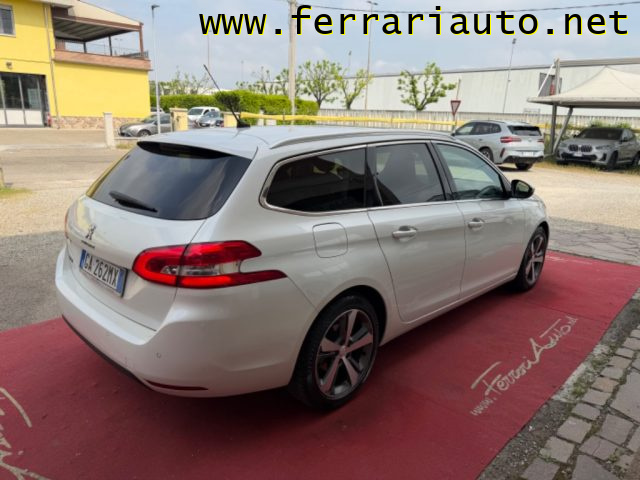 PEUGEOT 308 usata, con Airbag laterali