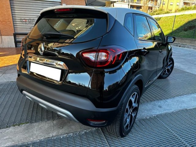 RENAULT Captur usata, con Autoradio