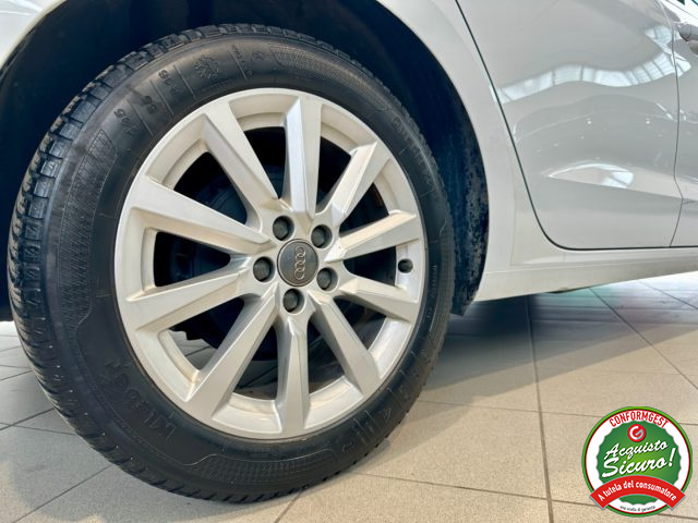 AUDI A1 usata, con Autoradio