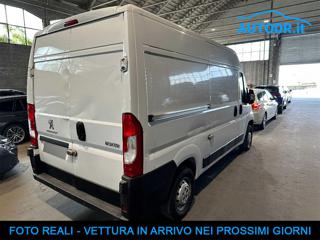 PEUGEOT Boxer usata, con Alzacristalli elettrici