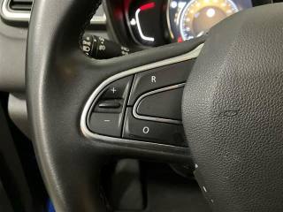 RENAULT Kadjar usata, con Sensori di parcheggio posteriori