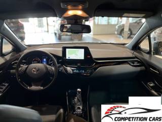 TOYOTA C-HR usata 9