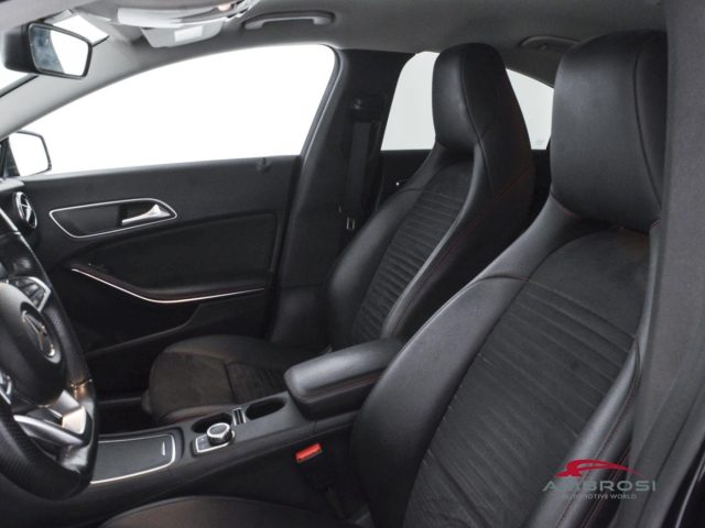 MERCEDES-BENZ CLA 200 usata 8