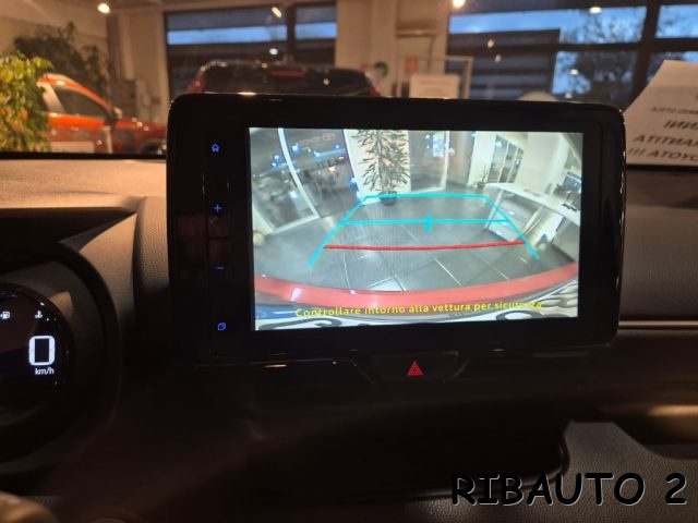 TOYOTA Yaris usata, con Boardcomputer