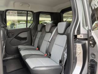 RENAULT Kangoo usata 13