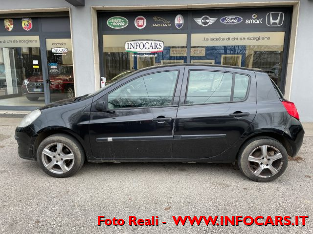 RENAULT Clio usata 11