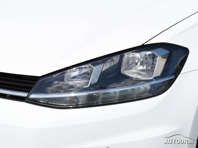 VOLKSWAGEN Golf Variant usata, con Volante in pelle