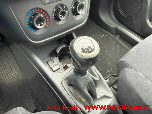 FIAT Punto usata 9