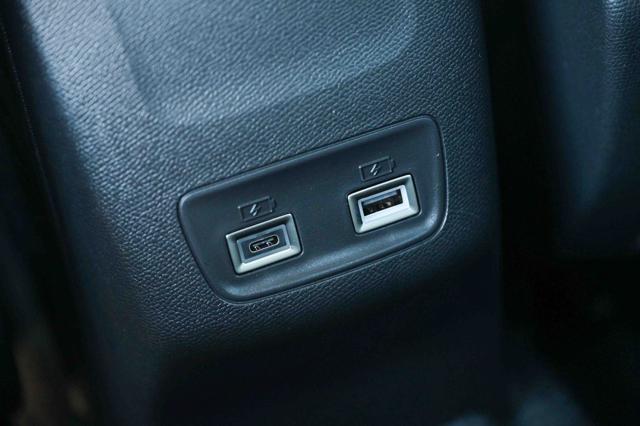 PEUGEOT 2008 usata, con Vetri oscurati