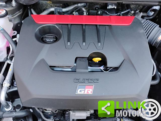 TOYOTA Yaris usata, con Touch screen