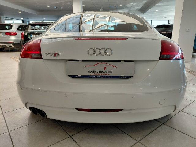 AUDI TT usata, con Autoradio