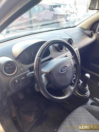 FORD Fiesta usata 10