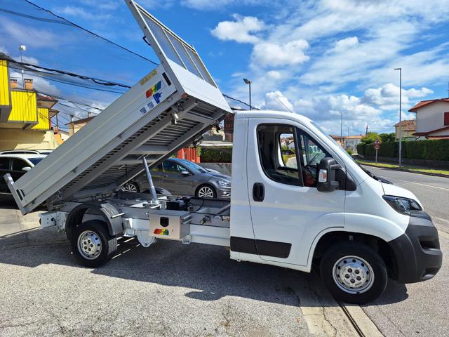 PEUGEOT Boxer usata, con Servosterzo
