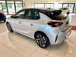 OPEL Corsa usata, con Autoradio