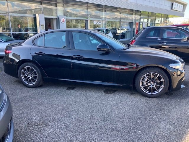 ALFA ROMEO Giulia usata, con Airbag Passeggero