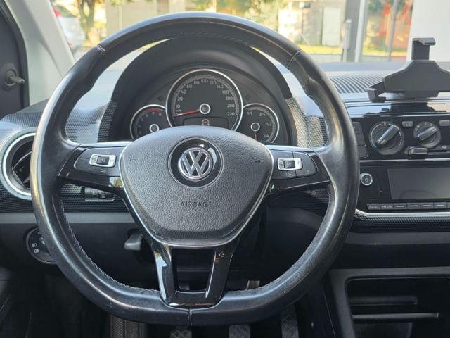 VOLKSWAGEN up! usata, con Cerchi in lega