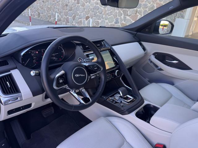 JAGUAR E-Pace usata, con Chiusura centralizzata