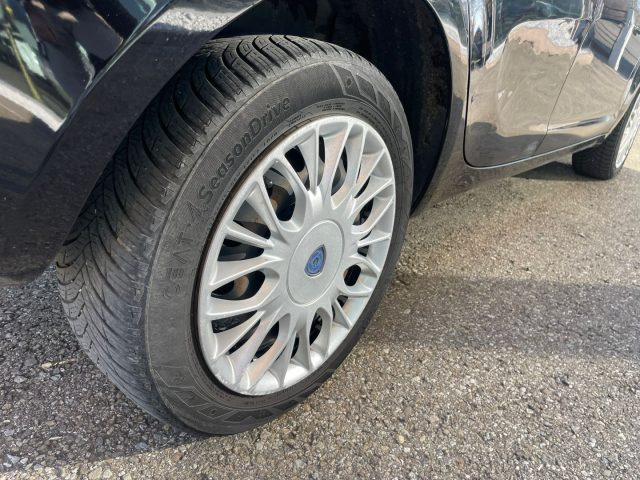 LANCIA Ypsilon usata, con Servosterzo