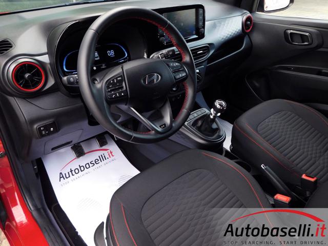 HYUNDAI i10 usata, con Airbag