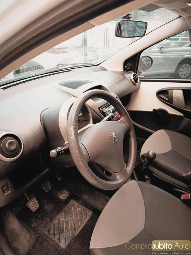 PEUGEOT 107 usata, con Servosterzo
