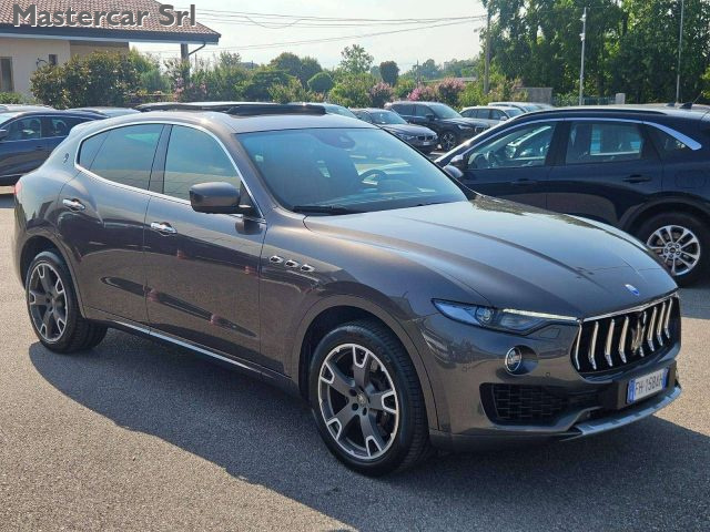 MASERATI Levante usata, con Airbag laterali