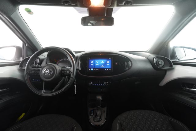 TOYOTA Aygo X usata 3