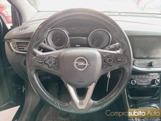 OPEL Astra usata, con Park Distance Control
