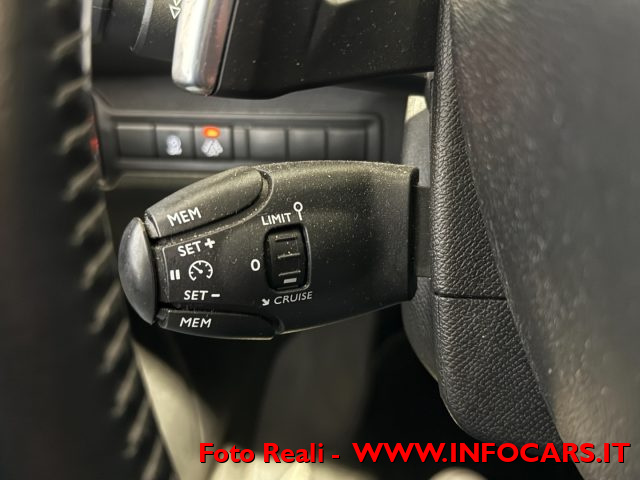 PEUGEOT 308 usata, con Luci diurne LED