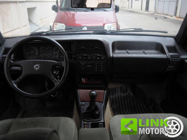 LANCIA Thema usata 19