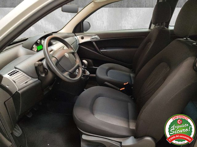 LANCIA Ypsilon usata, con Fendinebbia