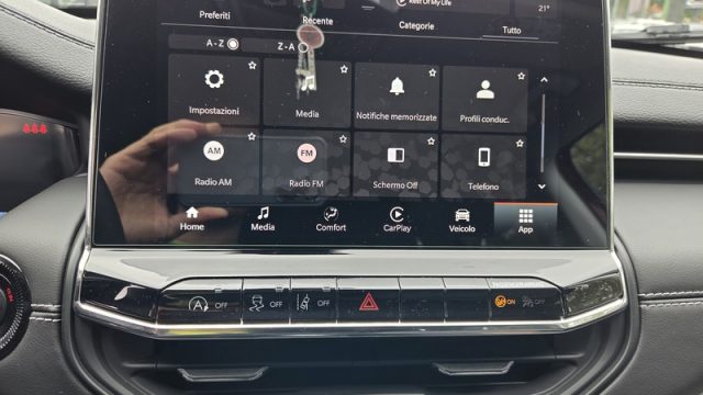 JEEP Compass usata, con Bluetooth