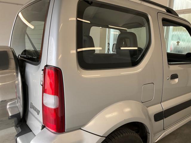 SUZUKI Jimny usata, con Alzacristalli elettrici