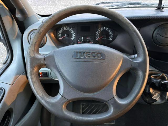 IVECO Daily usata, con MP3