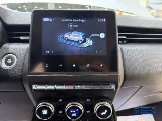 RENAULT Clio usata, con Fari LED