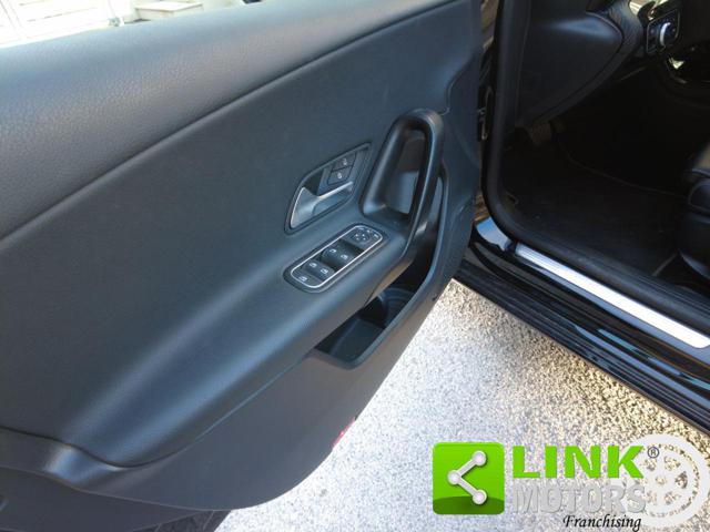 MERCEDES-BENZ A 250 usata, con Sedile posteriore sdoppiato