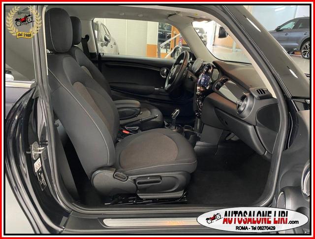 MINI Cooper usata, con USB