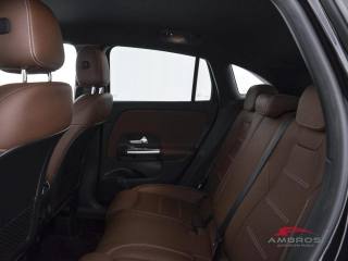 MERCEDES-BENZ GLA 200 usata 9