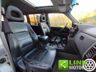 MITSUBISHI Pajero usata, con Autoradio