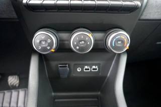 RENAULT Clio usata, con Sedili sportivi