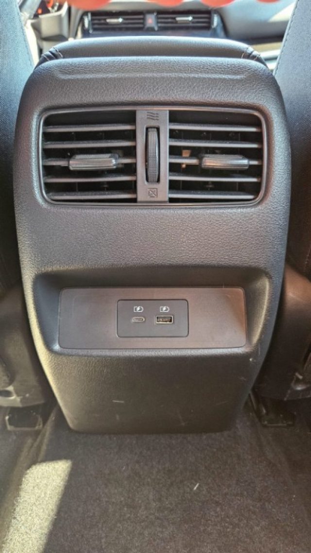 NISSAN Qashqai usata, con Controllo elettronico della corsia
